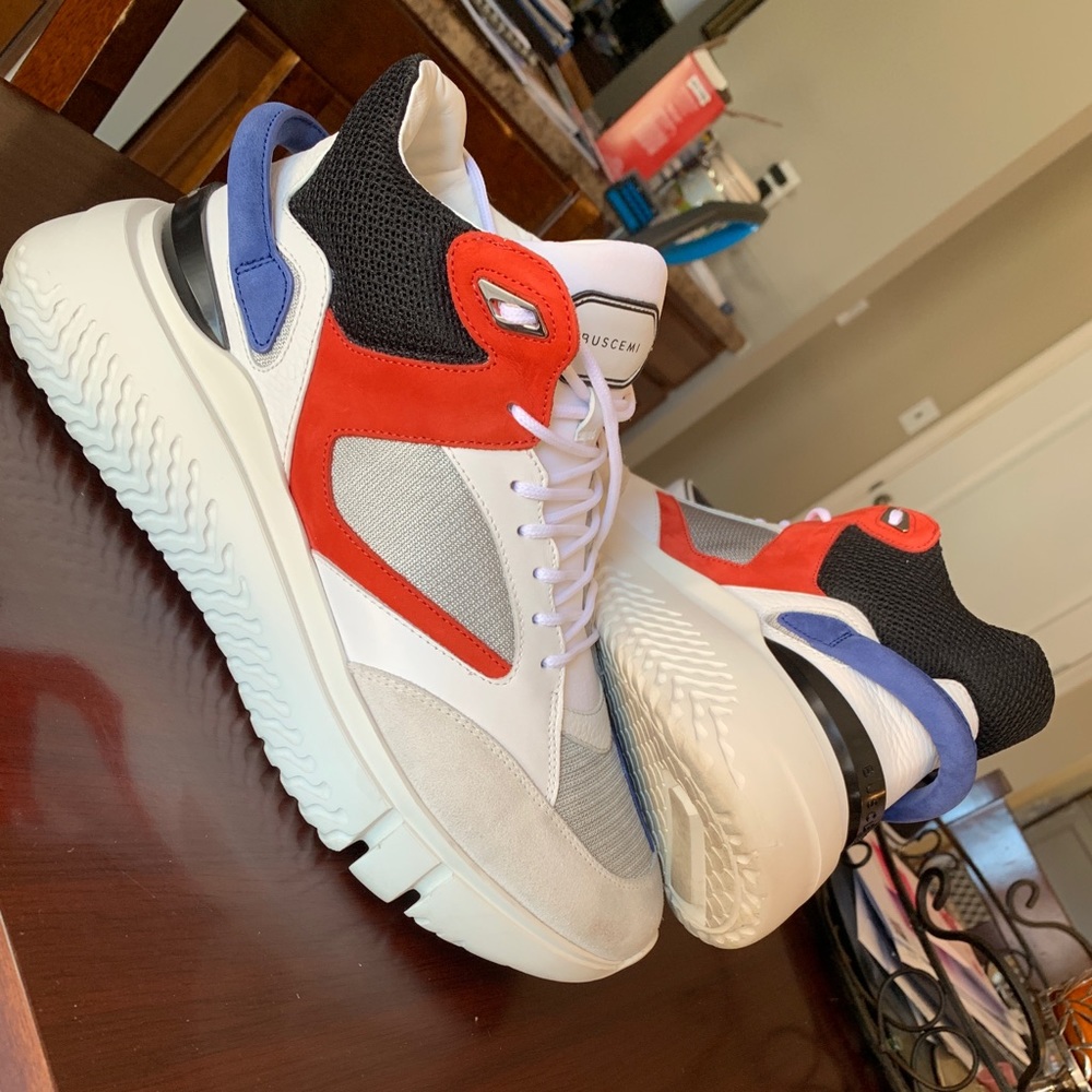 White Veloce Buscemi’s.